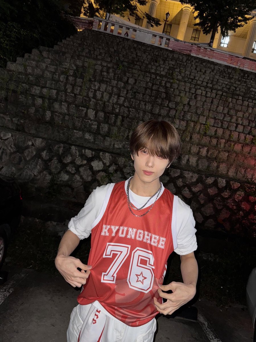 씽찌 tweet media