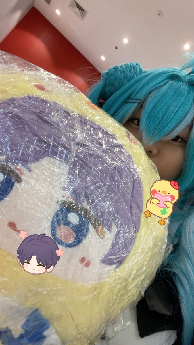 got smth frm cosmania :3