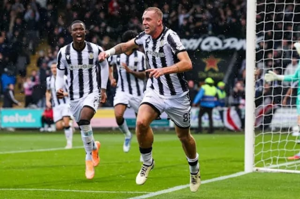 Back For Seconds

After a routine victory over Dundee, Saints head back to Rugby Park like Sisyphus pushing a big rubber crumb up a hill.

<a href="/thatAndrewC/">Andrew Christie</a>'s latest is now live (and free) on Patreon

patreon.com/posts/back-for…