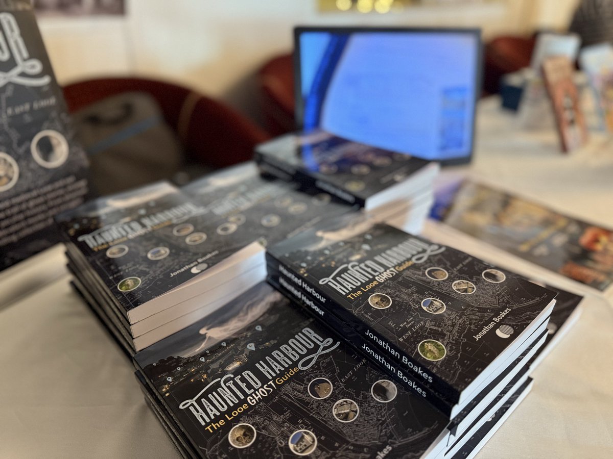 jonathanboakes's tweet image. All set up at the Looe Festival of Words! Come buy some books, meet some authors and play some Blackenrock. Hannafore Point Hotel until 4pm! See you soon. 📖 #books #looe #cornwall #author #hauntedharbour