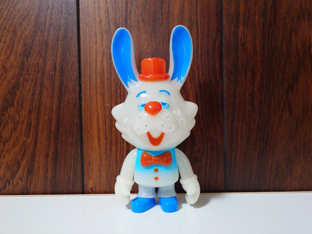 swingtoys BIG SWINGBUNNY 蓄光　ソフビ swingtoys BIG SWINGBUNNY 蓄光 ソフビ 2025年最新】SWINGBUNNY