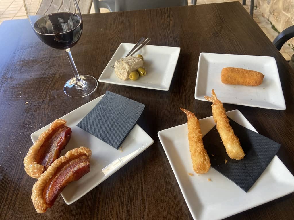 Acompañadnos a descubrir los encantos de Soria.yendoporlavida.com/soria-en-un-di…