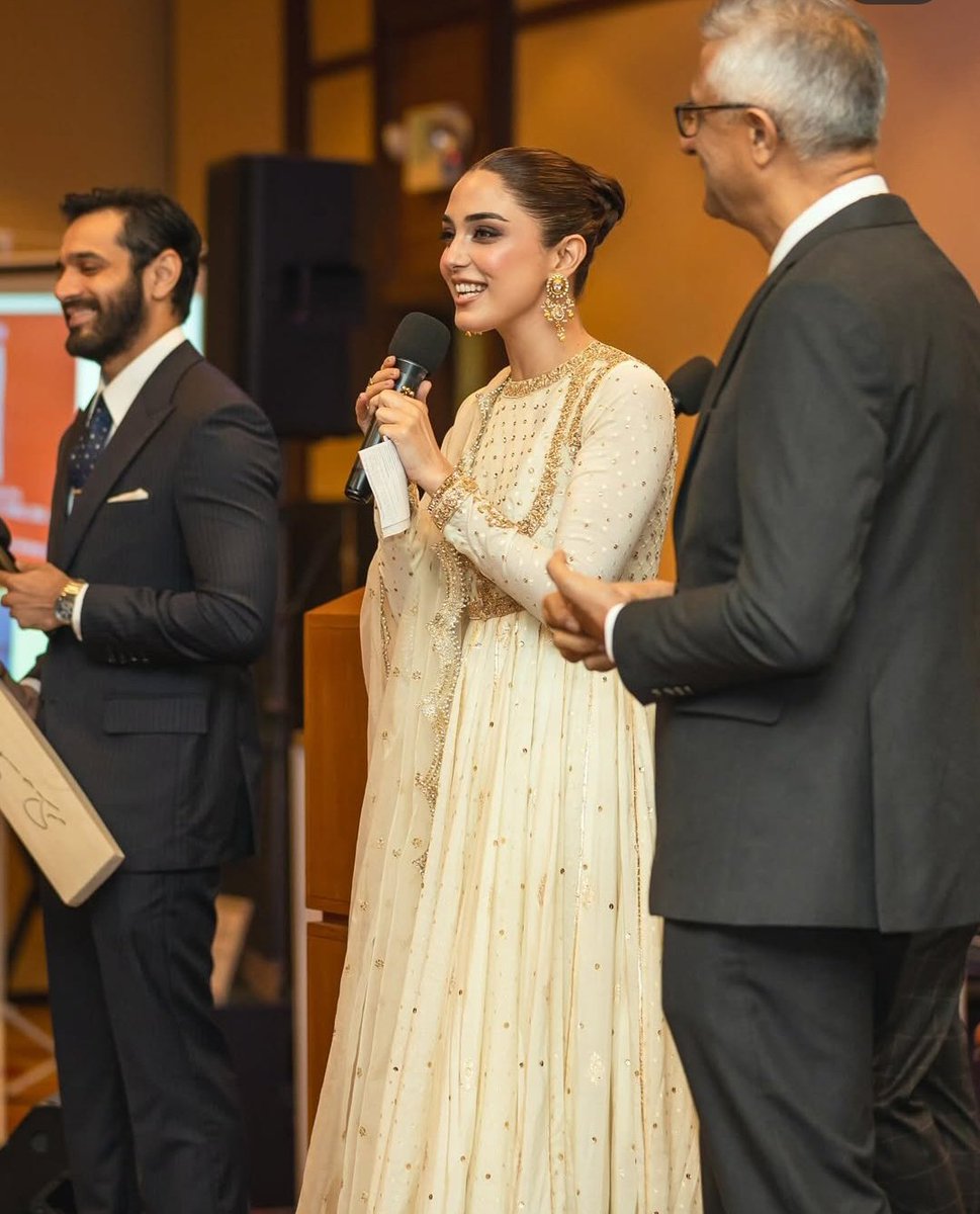 maaaah______'s tweet image. #SKMCH | "raised more than we expected for shaukat khanum" 🥹🩶 it feels so good to hear this

📍San Francisco 

#WahajAli | #MayaAli | #ShaukatKhanumKarachi