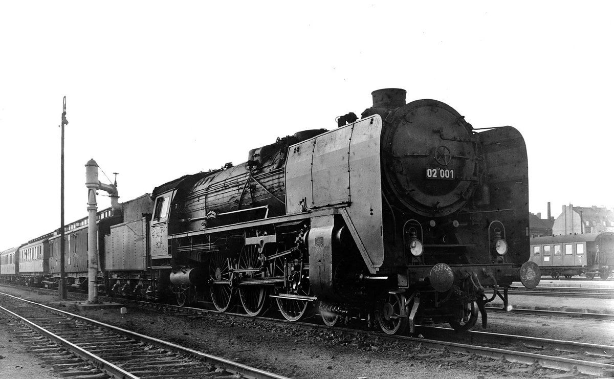 Deutsche Reichsbahn tweet media