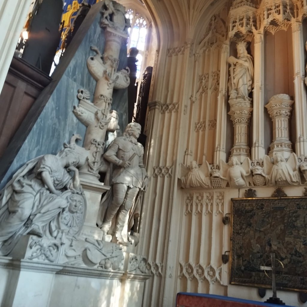 Slhpyndh's tweet image. Gm fam 👨‍💻

from the museum