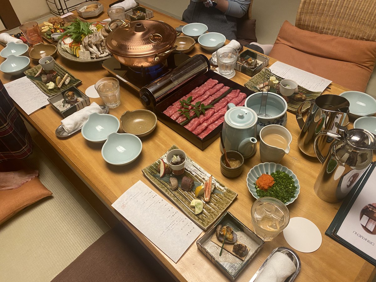 ぼたもち tweet media