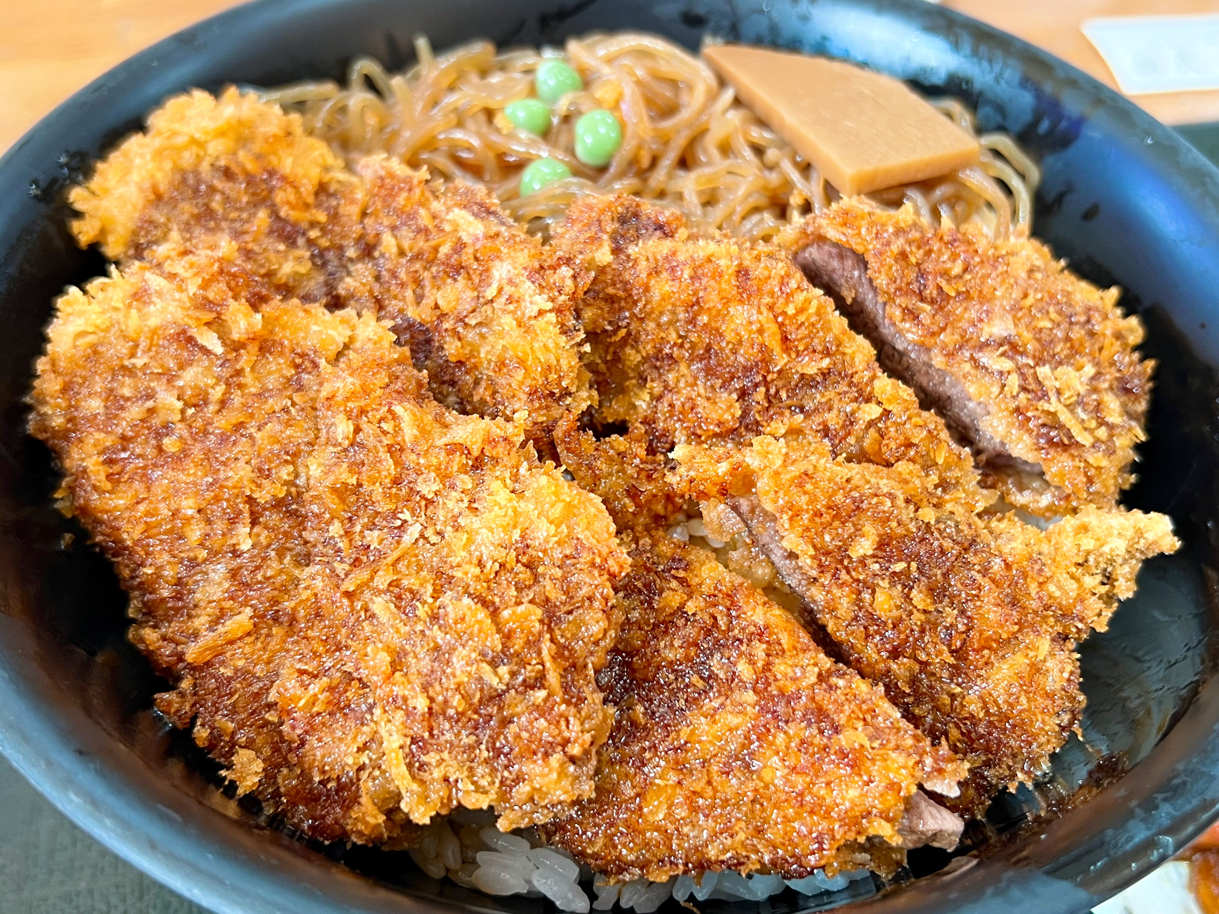 NIKE カツ丼さま ぼっち先輩 on X: 