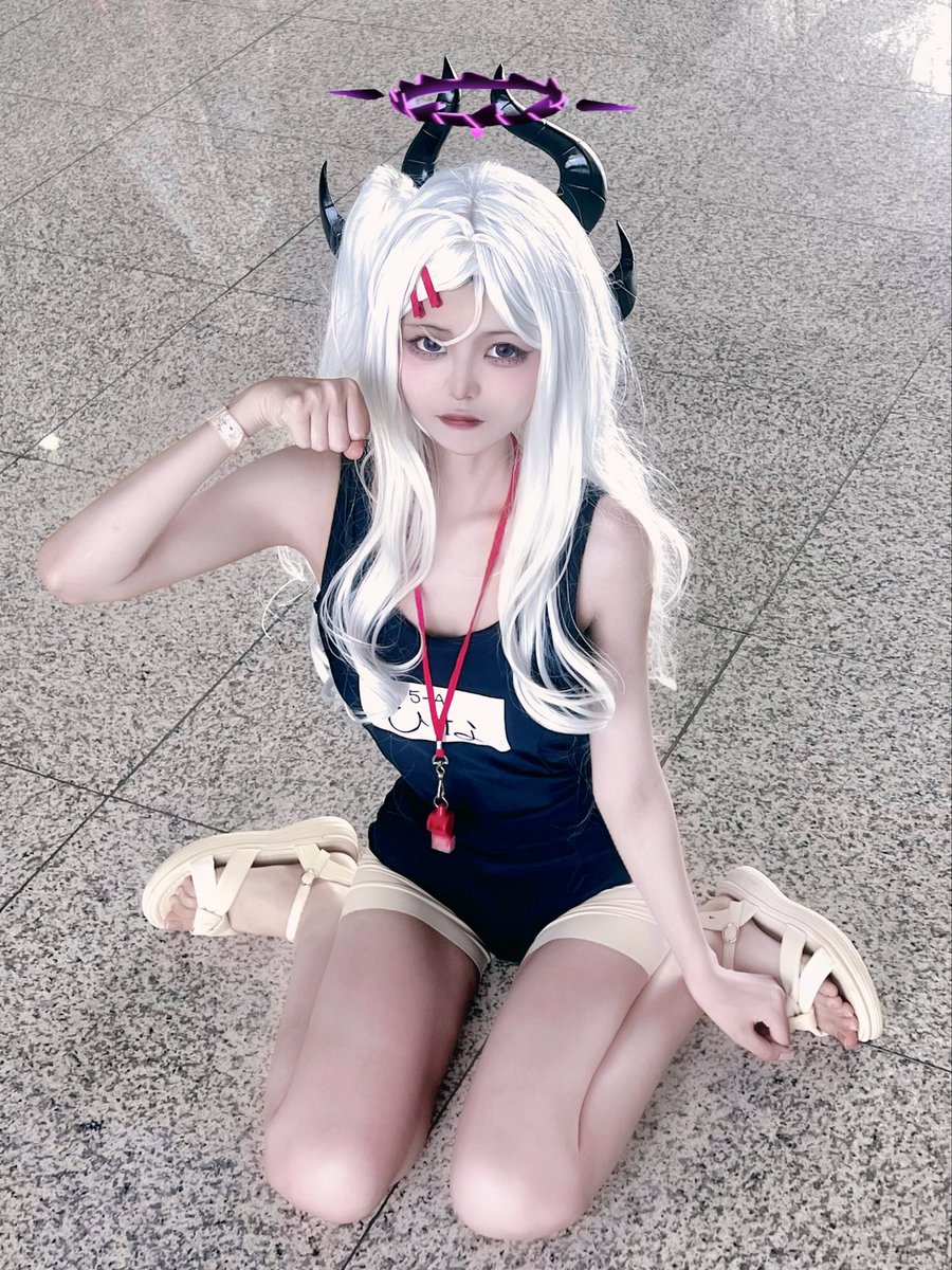 HiNA – търсене / X