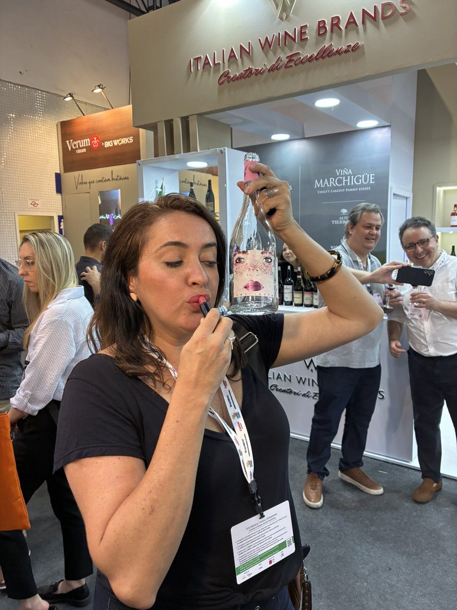 サンパウロ（ブラジル）で開催されたProWineにお客様と一緒に参加でき、大変光栄でした。
また来年お会いしましょう。
インセラータよりご挨拶を申し上げます。