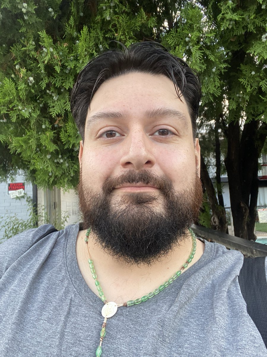 My barber talked me into keeping my hair longer. What y’all think?