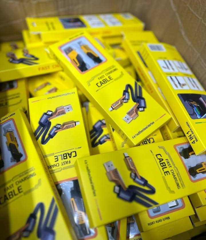 kinlop_'s tweet photo. BIASHARA YA VIFAA VYA SIMU

Dunia ya sasa haiwezi kuishi bila simu na kila simu vinahitaji vifaa kama chaja, cover, earphones na screen protector. Hii inamaanisha soko haliwezi kuisha leo.

Mwongozo Kamili wa Kuanza Biashara ya Vifaa vya Simu kwa mtaji mdogo

✅Kuuza protekta za simu
✅Earphones za simu
✅Usb za simu
✅Chaji na vifaa vingine vya simu.

Mfano
✔️Earphones kwa bei ya mia saba (700Tsh) jumla
✔️Protector nazo ni 500Tsh tu

Chukua maelekezo👇🏽