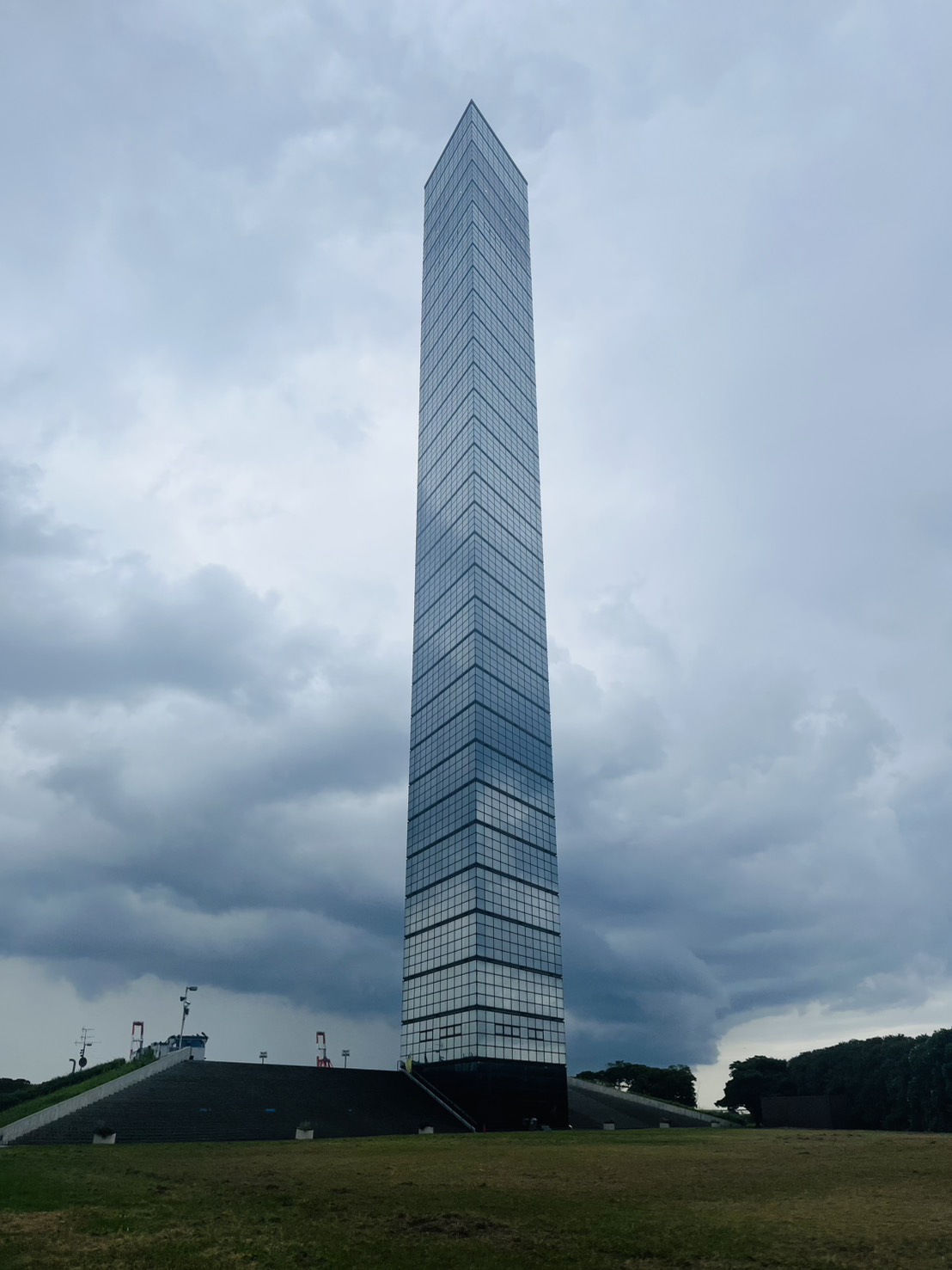 影と光の絶望タワー G2TjPgYa4AE4-ZM.jpg:large