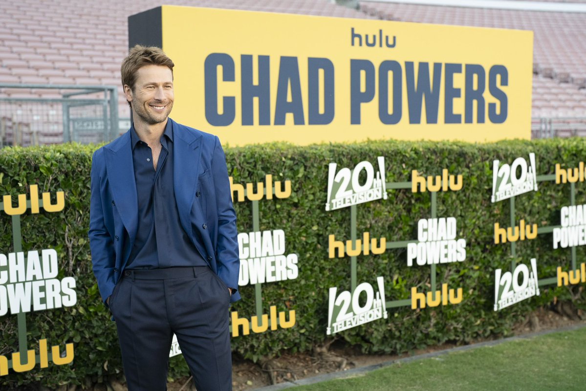 RoseBowlStadium's tweet image. The Rose Bowl Stadium was proud to host the world premiere of Hulu’s Chad Powers—a fitting venue for such an epic storyline. 🏈 #chadpowers 

📸: Disney and @chadpowershulu