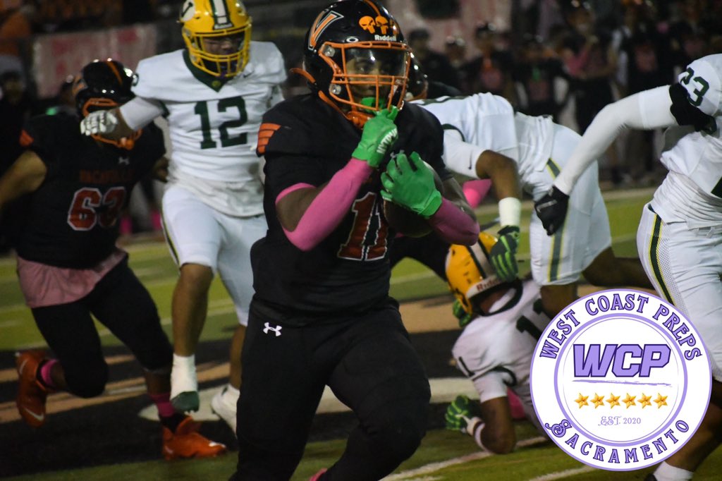 WCPSacramento's tweet photo. Final: Vacaville 7, Vanden 6. 

Vacaville improves to 3-0 in the MEL after taking this rivalry bout for a seventh time in eight years.

Check out all the postgame coverage at https://t.co/rEj9TTkVLx https://t.co/BibfrOsBGX