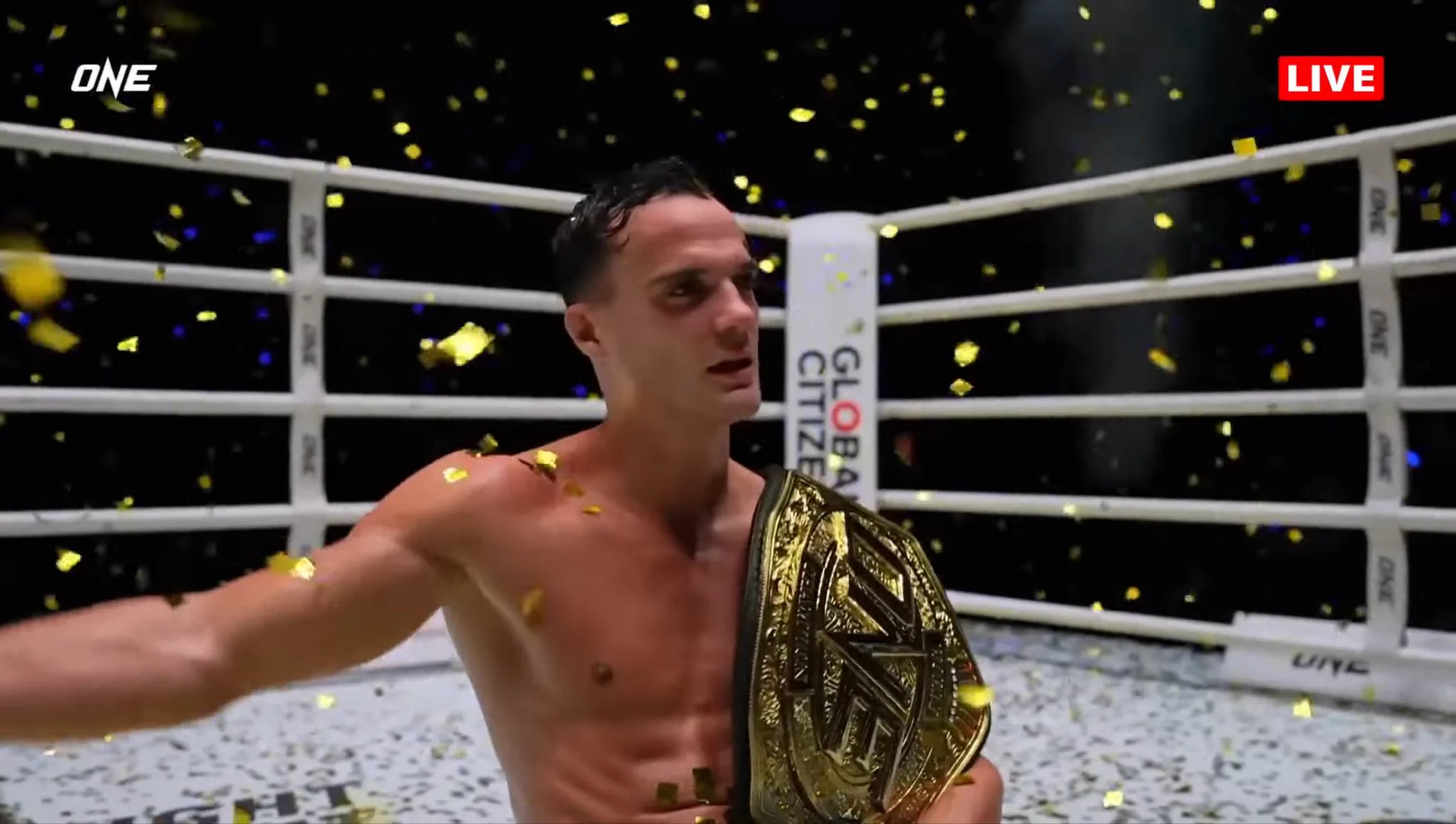 Jonathan Di Bella Unifies ONE Strawweight Kickboxing Titl...