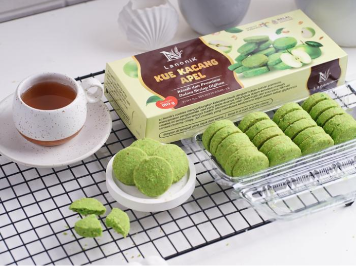 guys, yg pingin larisin Kue Kacang La Noniik Malang yang sedang viral didera persekusi tetangga, yang punya akun toko Ijo bisa CO di sini ya ⤵️

tk.tokopedia.com/ZSUJyF2CT/