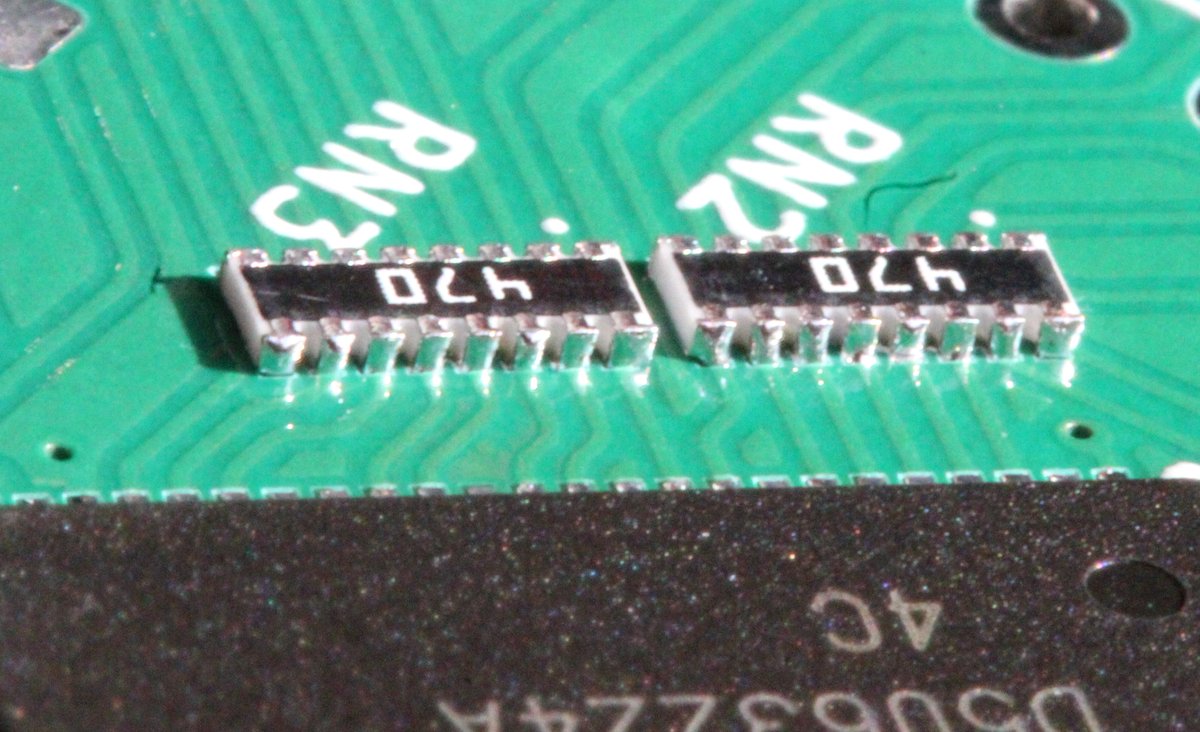 CodingAndThings's tweet image. New achievement unlocked. Hand soldering some crazy little resistor arrays.