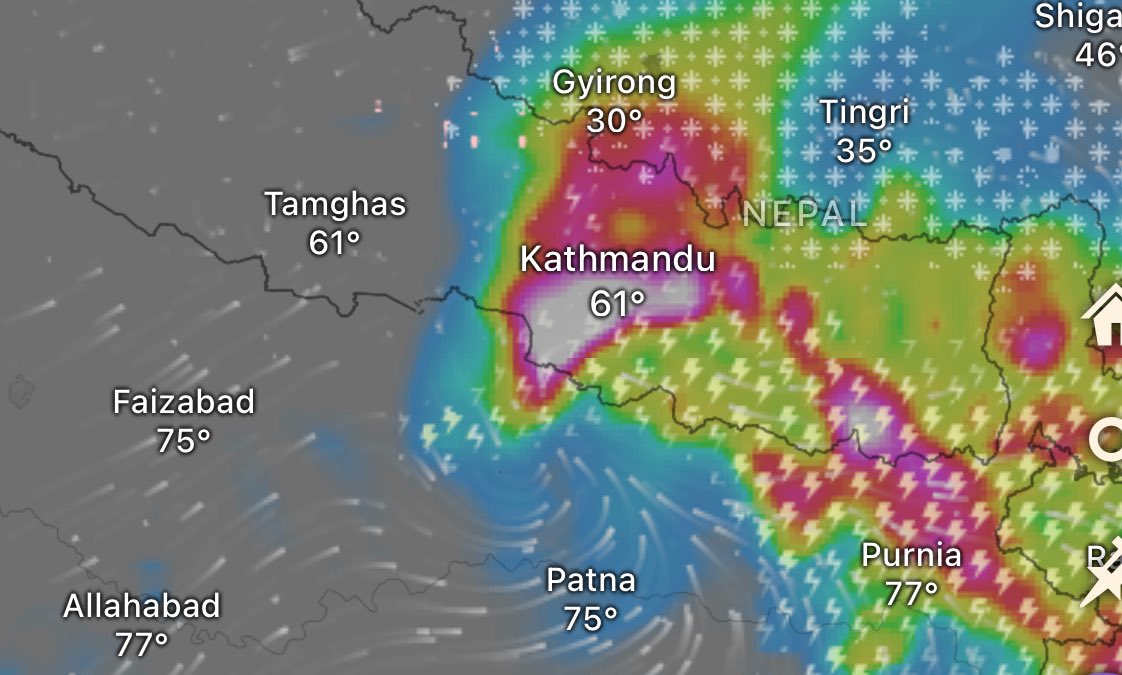 BinodClimate's tweet photo. #WeatherAlert  forecast shows extreme weather conditions as rain will continue until tomorrow morning  (6 am forecast 👇) in Kathmandu with heavy rain tonight. 
So far Kathamndu has ~40mm rain and Birgunj has 80mm but much heavier rain is coming later today/tonight. 
#StaySafe https://t.co/vPLBNkqKIc