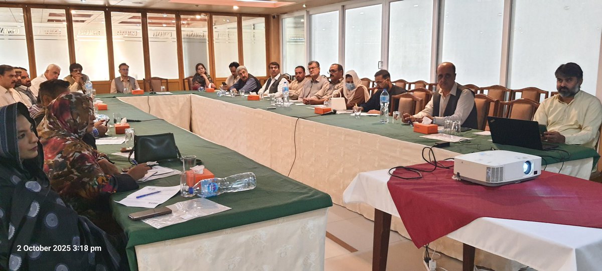 Provincial consultation on countering disinformation highlighted that effective enforcement of the Right to Information (RTI) law is key to tackling fake news &amp; propaganda. Diverse stakeholders joined to call for transparency, youth awareness &amp; stronger accountability.
#RTI