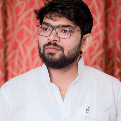 आप है <a href="/amrendra566/">अमरेन्द्र पटेल बाहुबली</a> भैया आप जिस तरह से समाज के लिए अन्याय के खिलाफ लड़ रहे है काबिले तारीफ है ईश्वर आपको असीम ऊर्जा प्रदान करे और आप अपने पथ पर आगे बढ़ते थे और अन्याय अत्याचार के खिलाफ अपनी आवाज बुलंद करते रहे...🙏💐 

!! सादर प्रणाम !!