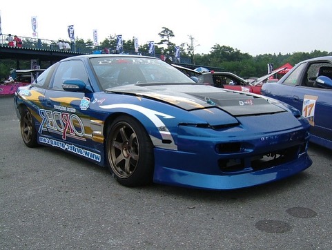 Images of various cars tweet media