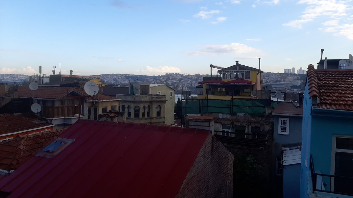 fsubirats's tweet photo. God morning Istanbul!! https://t.co/bExcuUImxY