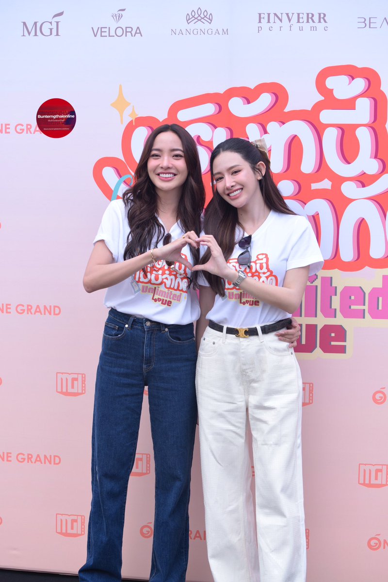 phannita_35's tweet image. เหมาะสมกันมากค่าบ💜🖤👭🤏🏻

NACKPAT WORSHIP CEREMONY 
#UnlimitedLoveWorship 
#แน็กพัด
#Nackpat