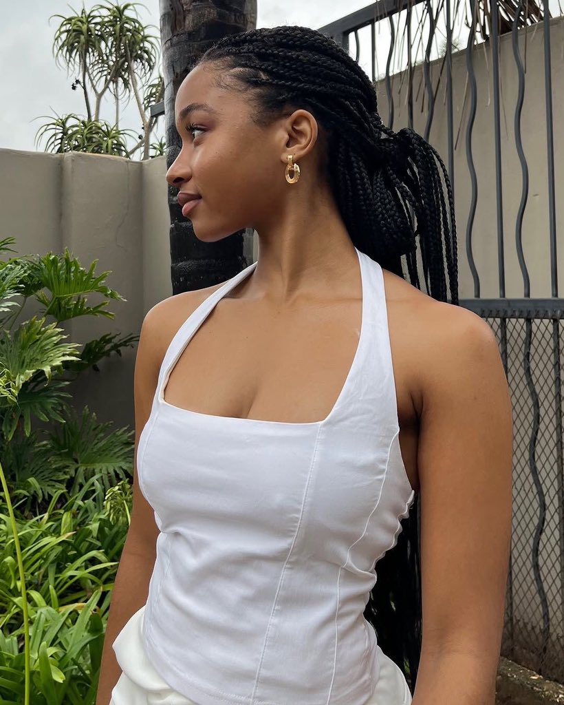 MooNah7425's tweet image. GM CT 

Happy Saturday 

Have a lovely day today y’all❤️