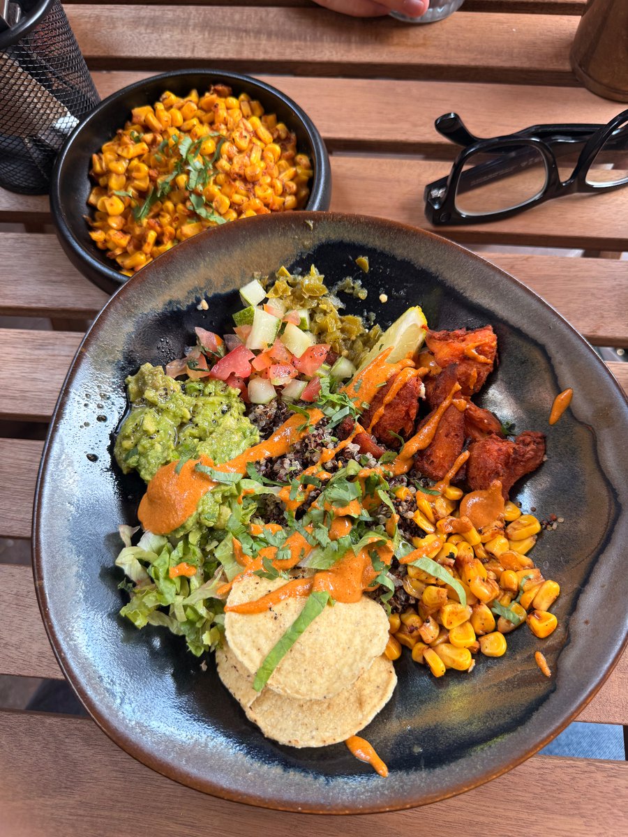 iamgaurangdesai's tweet image. gm gm
an amazing brunch with the goat at animoca @lucainweb3
boi prefers to have some good food for soul.