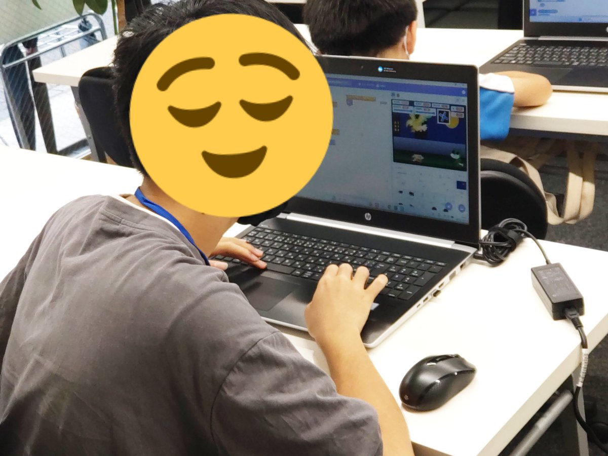 it_lecture's tweet image. ジュニアプログラミング検定の受験が終わったところの2人は、結果を待たずにワンランク上の検定試験の準備に入りました。
上級の2人は何ヶ月もかけて大作のゲームを作っています。
既に講師が見ても大作すぎてすぐにはわからないレベル。
AB-Netキッズプログラミング講座 abnet.co.jp/kids/