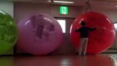 <a href="/Natalia_merciii/">Наталия</a> <a href="/Wk0kIacUooSxtBZ/">🎈風の船三郎🎈</a> 100ですとこれぐらいは行けますからねぇ…
(普通の部屋の中で膨らます物じゃないw)
これでも破裂が恐くてギリギリは攻めなかったので破裂覚悟で行けば、あと二回りぐらいは大きくなるかと
一回、破裂覚悟で膨らまして100の限界を知っておきたいですけども…やはりお値段で躊躇します…