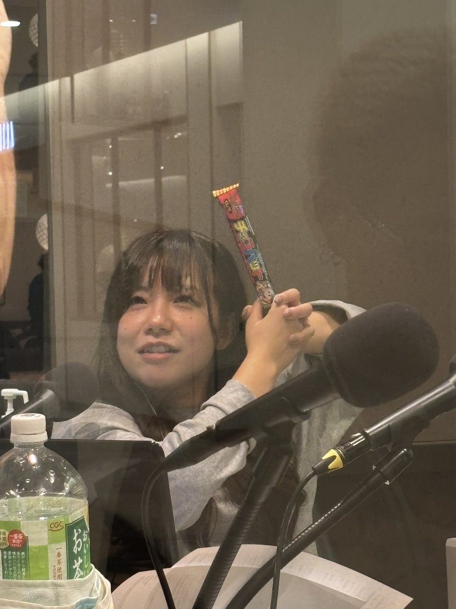 bZ6QNxcIPVLmxHa's tweet image. チョコバット！！⚾️💨✨
そんなたくさんは食べれんよね〜😅
口の中の水分持っていかれる（笑）

 #CROSSEASY