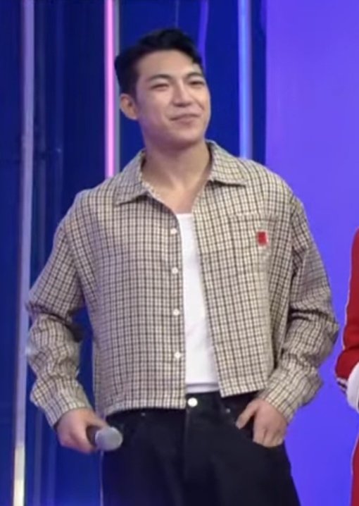 Da best talaga ang visuals at pormahan ng Darren namin!! Ang gwapoo!!🥰💚

#DARREN <a href="/Espanto2001/">Darren</a>
#ShowtimeOctoBestKa