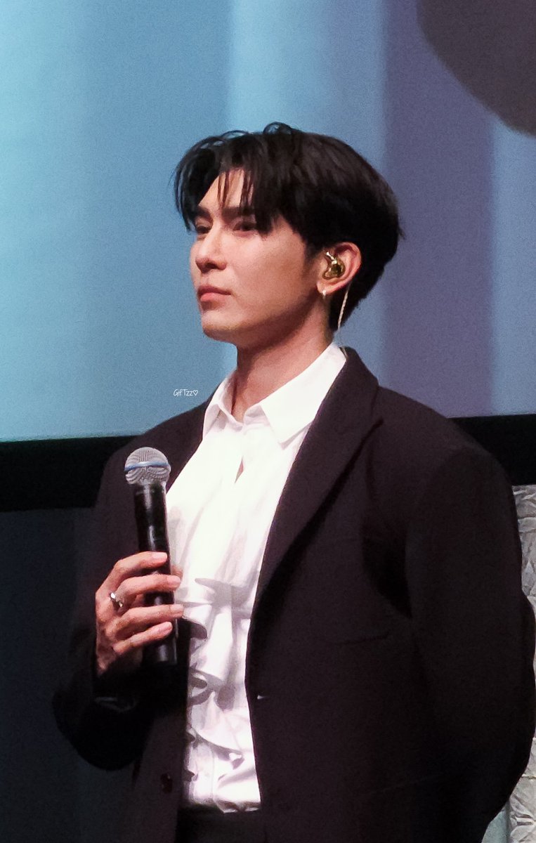 Mew Suppasit Delights Japanese Fans at 2025 Tokyo Fanmeeting