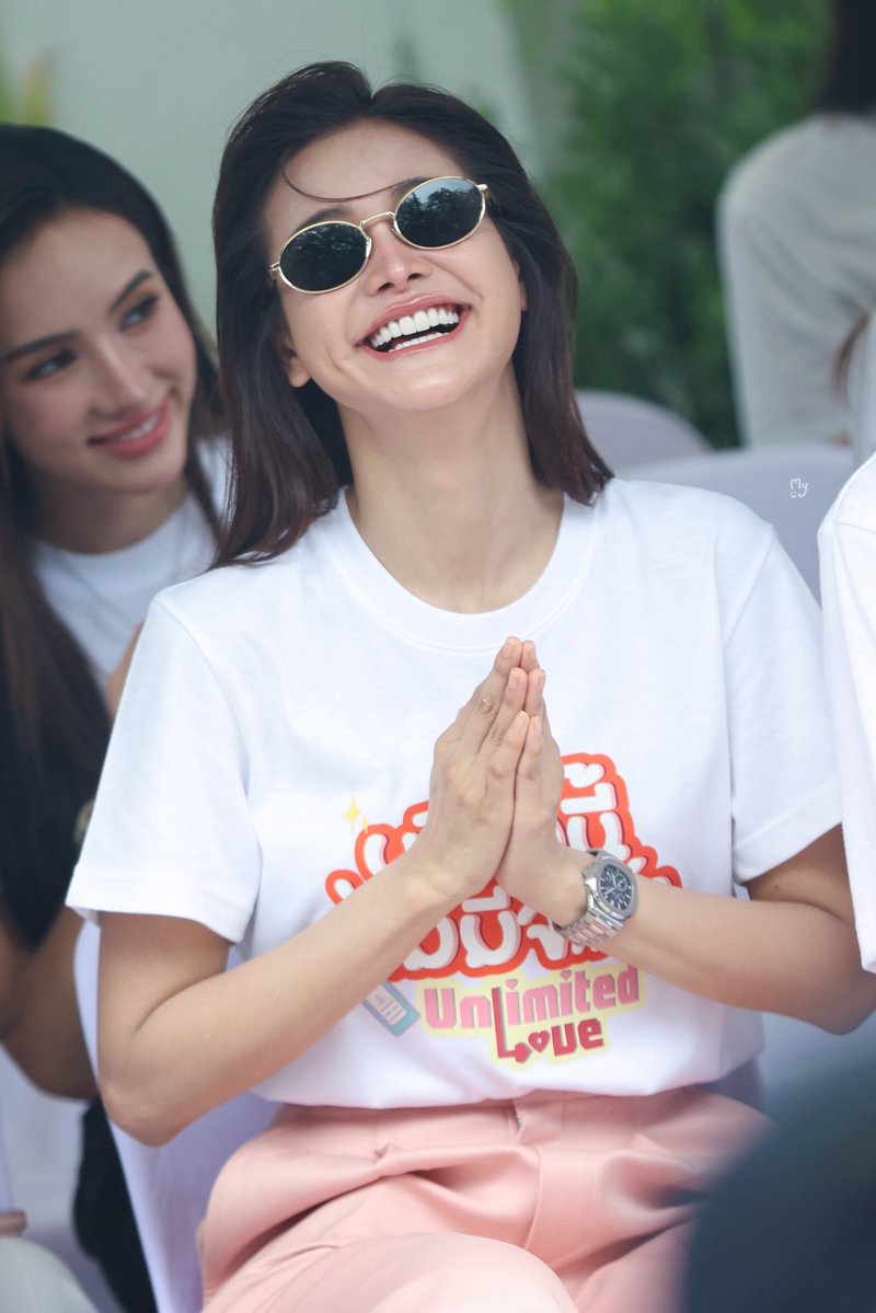 TTaeny09's tweet image. 😆😆

ENGLOT THE SERIES WORSHIP 
#UnlimitedLoveWorship 
#อิงฟ้ามหาชน #EngfaWaraha