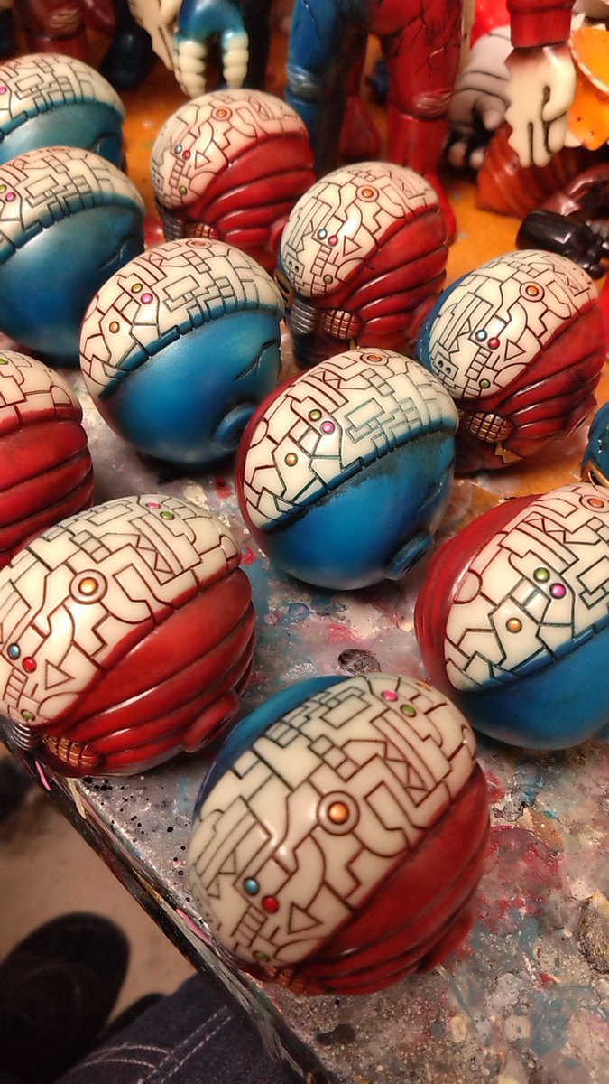 今回は頭のサイズもバッチリで最高👍！　個展後すぐに制作入っております⚡⚡