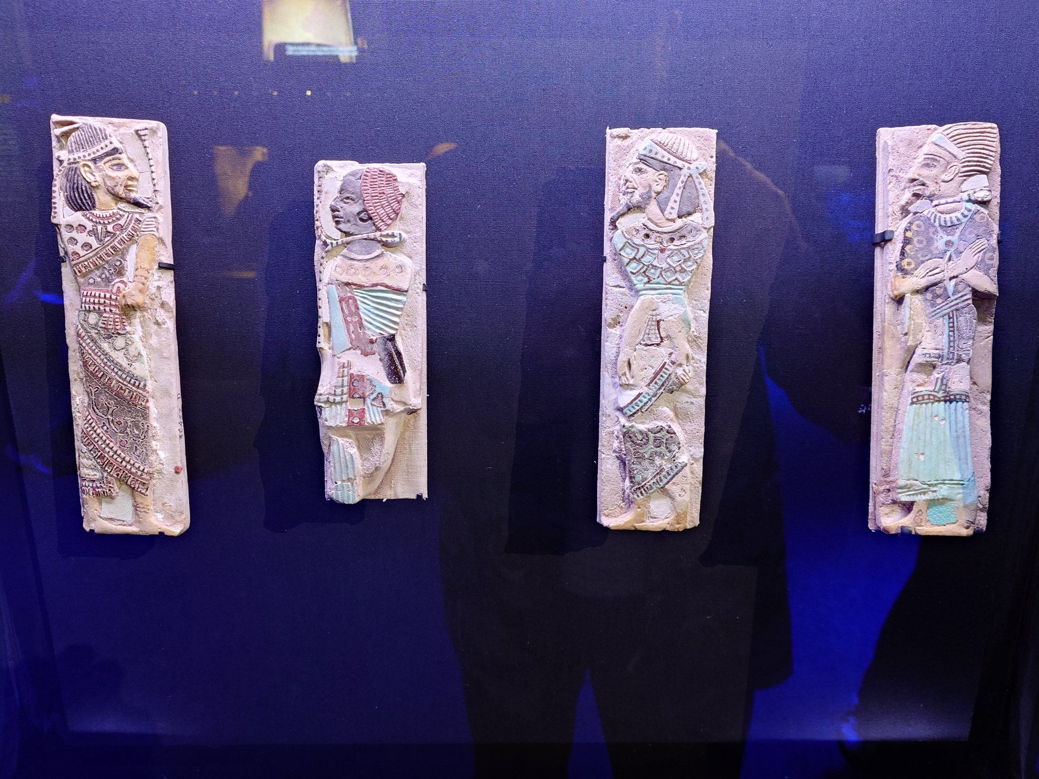 新品未開封　ラムセス大王展　限定図録　日本語版 ACN ラムセス大王展 ファラオたちの黄金」「学習まんが 世界の