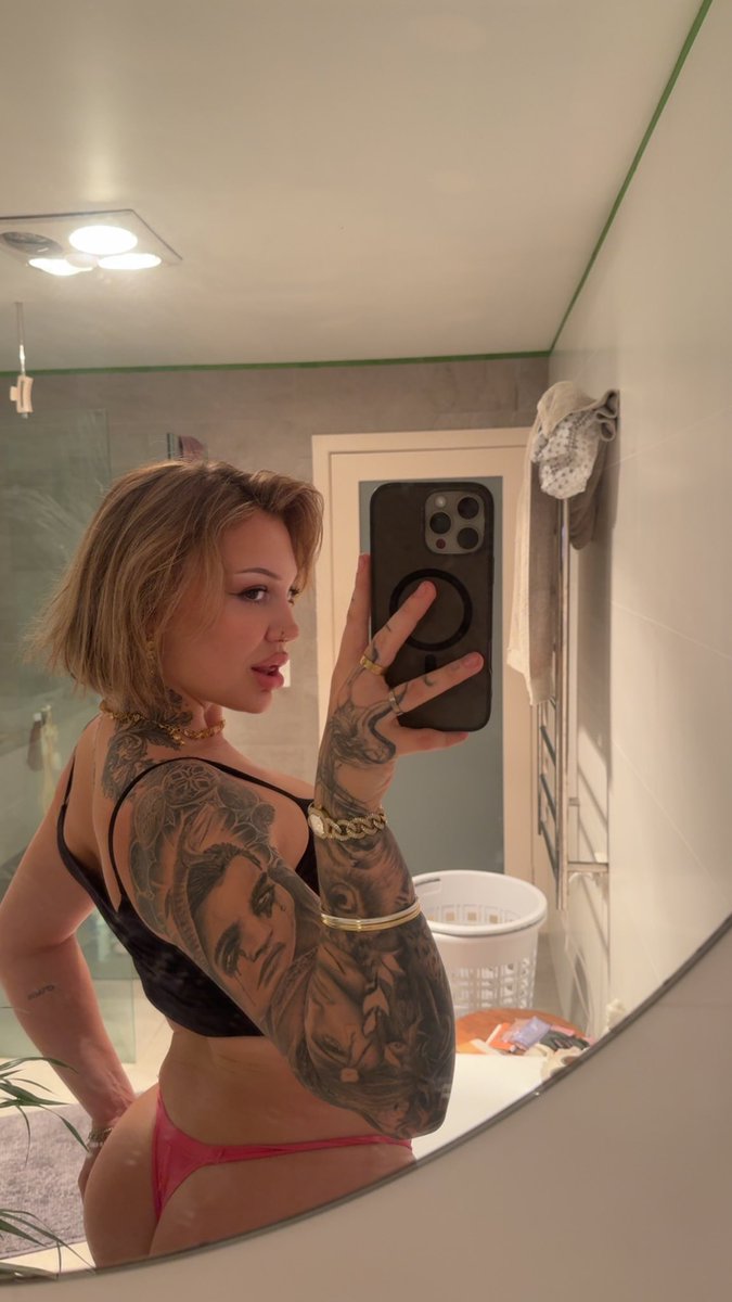 Amber 𓆩⚝𓆪 tweet media