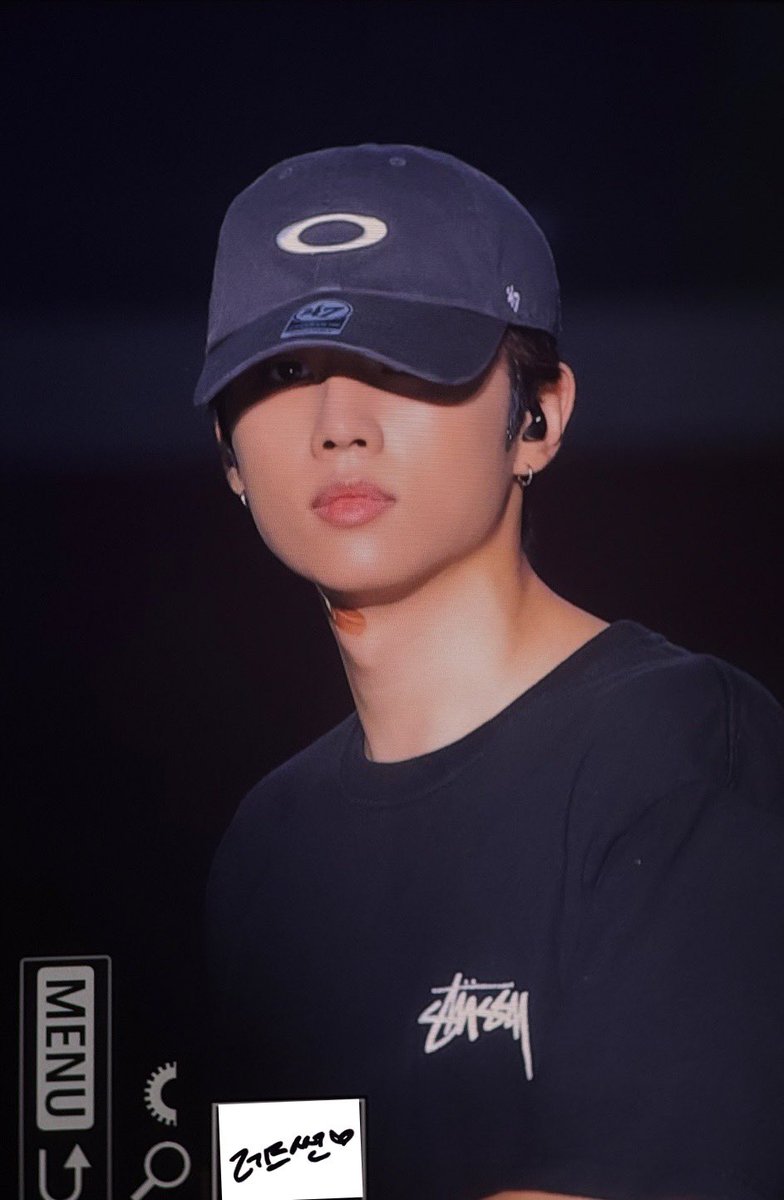 251004 도쿄 콘서트 사첵 

#ソヌ #THEBOYZ #더보이즈 #선우 #SUNWOO $unwoo