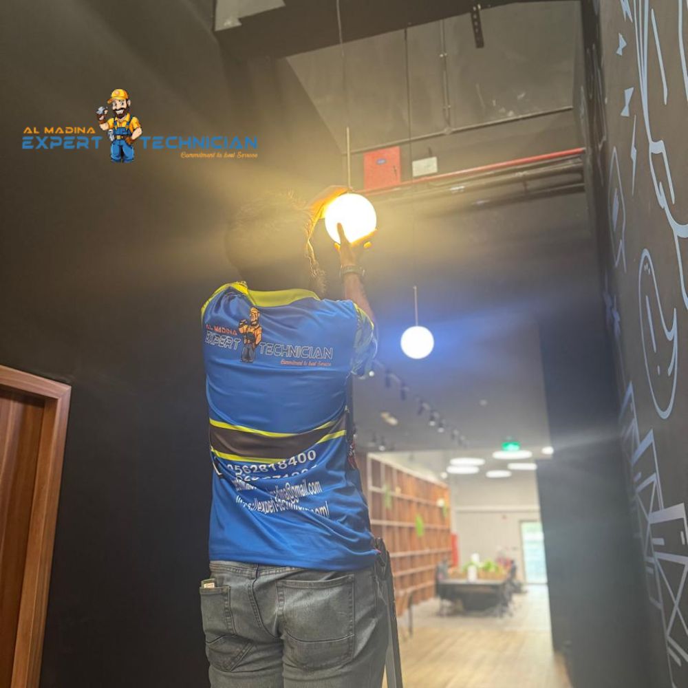 ArifHossain250's tweet image. 🛩️skilled and licensed electricians is on standby 24/7
🛩️
More details pls visit:facebook.com/profile.php?id…
#Bestelectrician #electrician #uae #Ajman #uaevpak