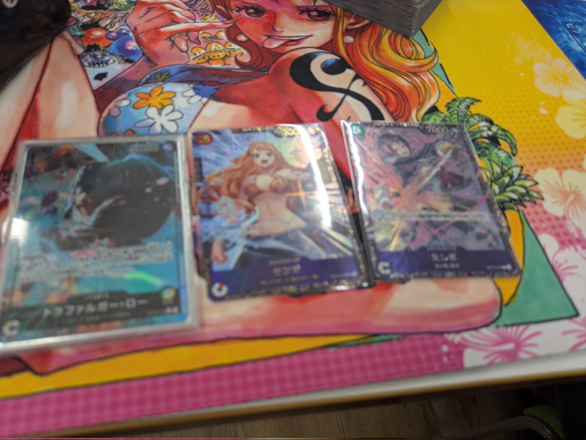 sakurayugioh's tweet photo. フラグシップ
使用黄緑ロー
1.黄カタクリ◯
2，赤青エース◯
3，黒イム◯
4.緑ゾロ◯
緑ゾロは本来負けてましたが相手の方のレシピ不備で繰り上げお情け優勝でした
まぁエースとイムは概ねやれるけどやっぱりゾロきつい（泣）
まぁお情けだけどフラシ初優勝 https://t.co/cNNgpmhhGP