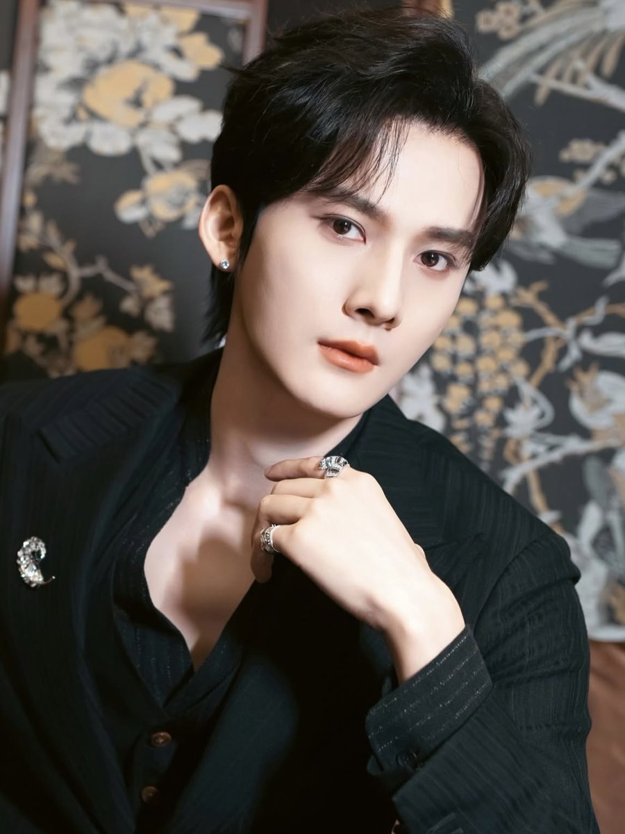 SOASTARTEAM's tweet image. 🏆2025 The Most Influential Asian Artist
💗Let’s vote together for Jiang Heng
📅Voting Deadline: Oct 19th, 2025 21:00(BKK)
🔗Voting Link: soatop.club/?sid=a4h5aw4a
#JiangHeng #江衡 #OceanJiang #JiangLi
@jiangliglobal_ @JiangLi_TH