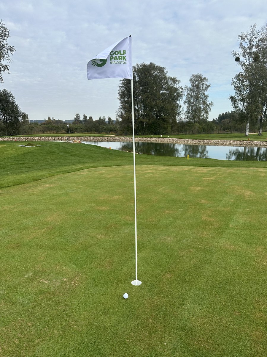 rafalrudnicki's tweet image. Jest „orlik”⚽️, są boiska do padla🎾, a od dziś można korzystać także z akademii golfa⛳️🏌️‍♂️
Cały ośrodek sportowy na Zawadach #Białystok jest więc już gotowy.