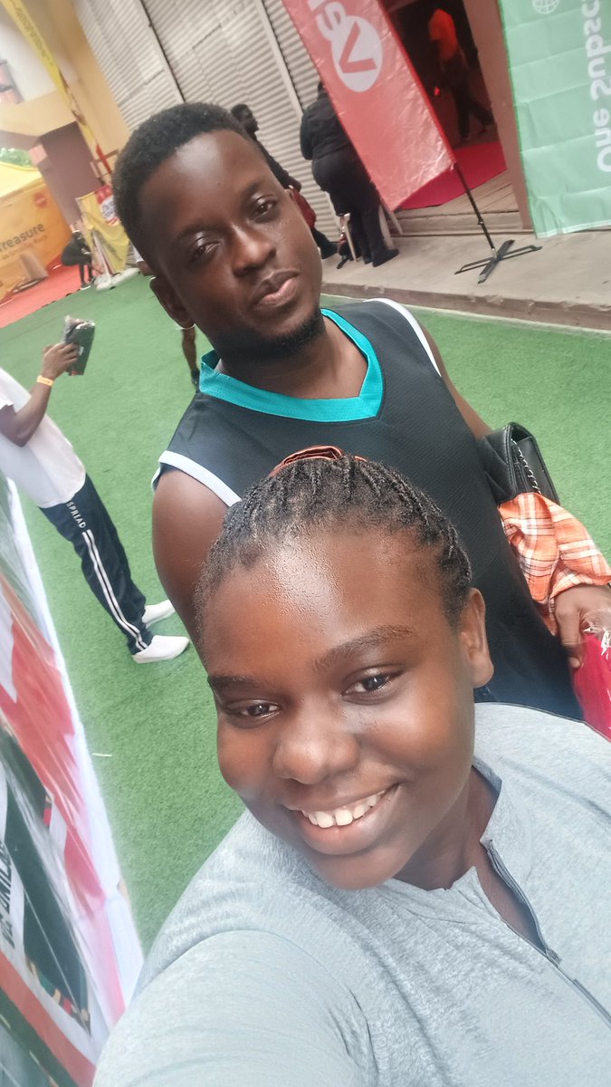 olufunshi's tweet photo. Live at the @VerveCard Vervelife fitness experience at @UnilagNigeria sport centre with my number one fan🤭😜 @ModupeofLagos.
Fitness is life. 💪 https://t.co/rb61fBRKcU