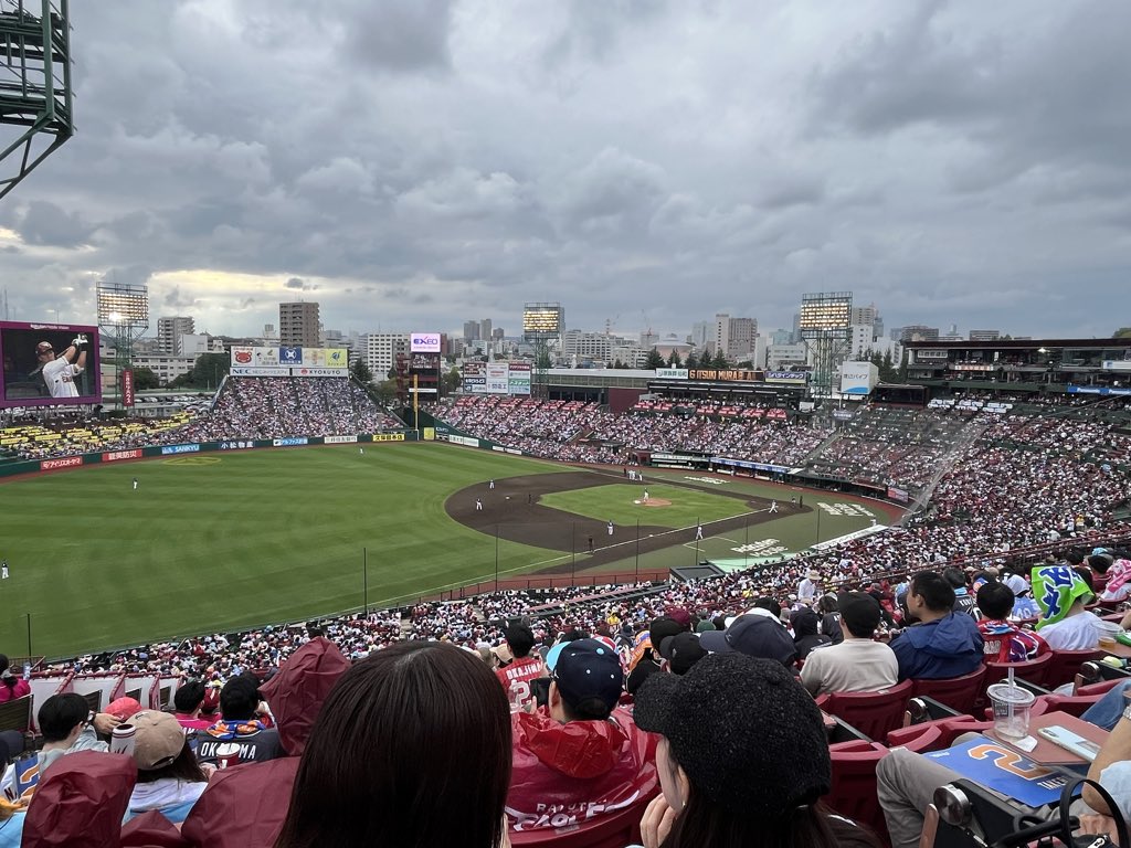 豪郎のラストゲームはこの席から。 勝ってセレモニーといきましょう