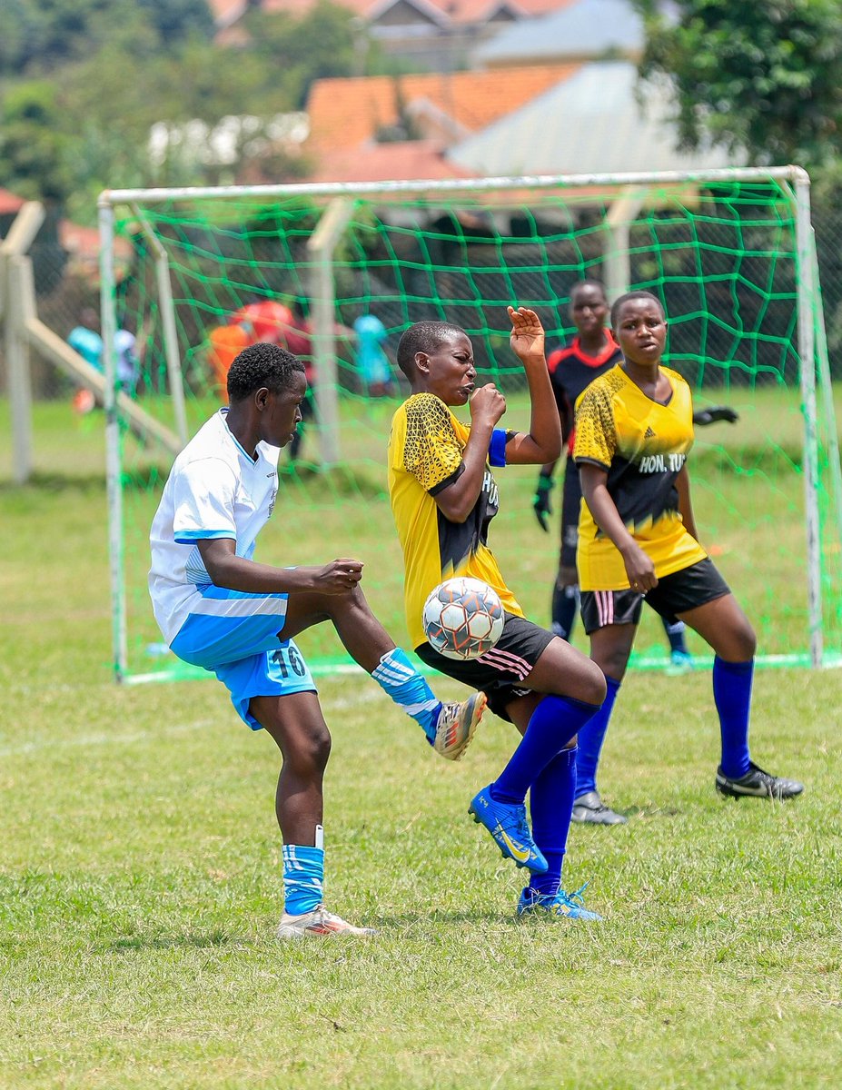 gad_rogers's tweet image. Those in Mbarara, please come through at Kakyeka Stadium. 

#BraveGirlsTournament #GNTrybe #Donate4Pads