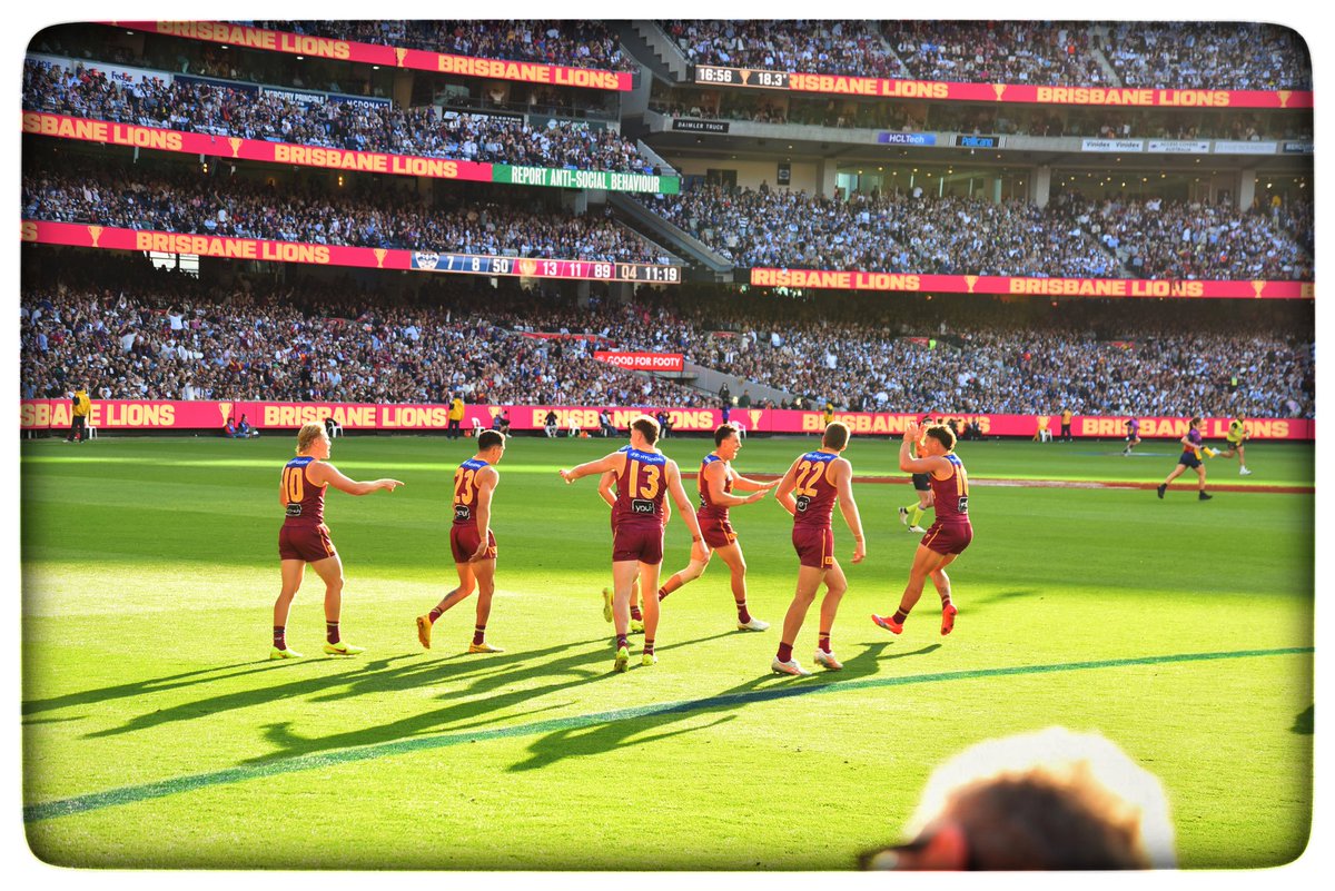 pjfred60's tweet image. #BrisbaneLions 7 Days ago. The team could see victory coming their way. Ready to go wild. What a great day it was. #AFLGrandFinal @brisbanelions
