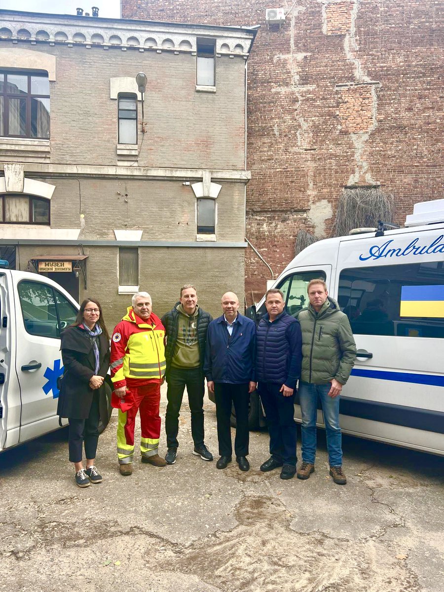 🚑 Une Ambulance pour le Front – Mission accomplie ! 🇺🇦

🎥 On vous raconte tout dans la prochaine vidéo !

#UneAmbulancePourLeFront #StandWithUkraine #SupportUkraine🇺🇦