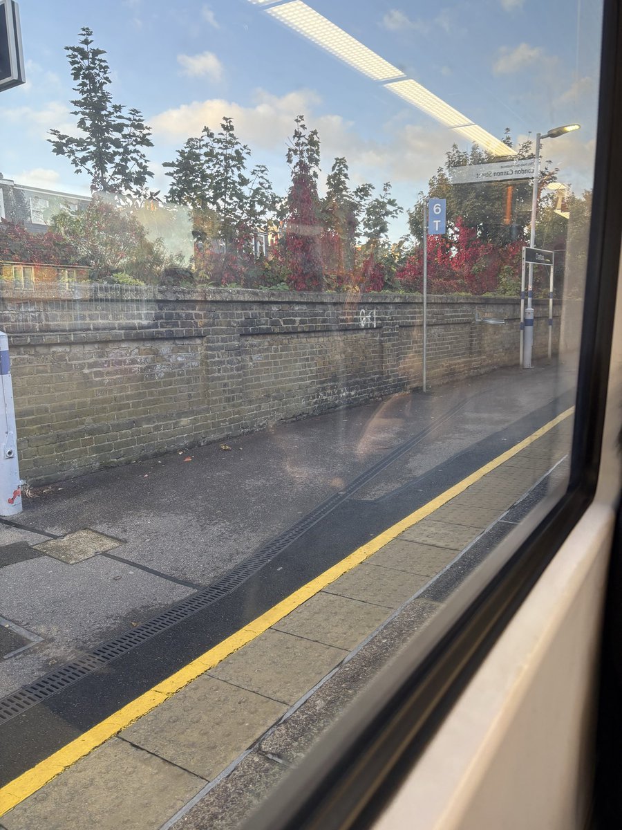 Early start en route to Preston 🔴⚪️🔴⚪️ #cafc