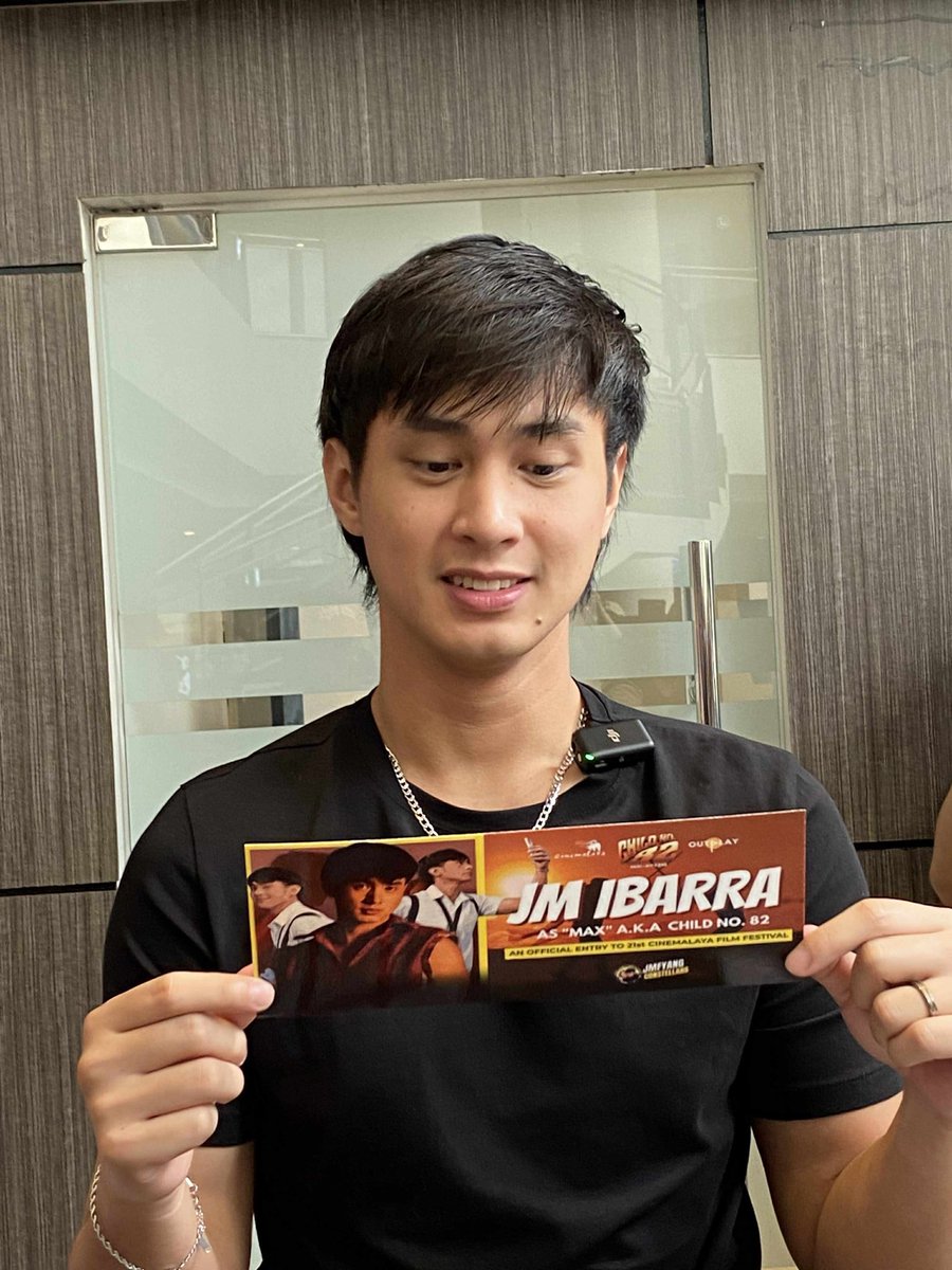 Smile nak picture’n kita

JMIBARRA MOVIE DEBUT
#ChildNo82PremiereNight